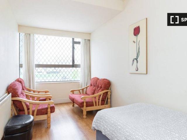 6 bedroom apartment for rent in Esker North, Dublin