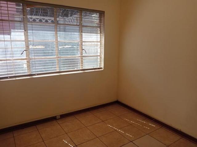 6 Bedroom Apartment in Kuruman