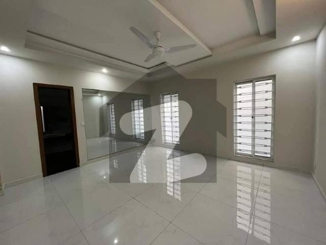 6 bedroom Double unit house available for sale in DHA 1 DHA Defence Phase 1