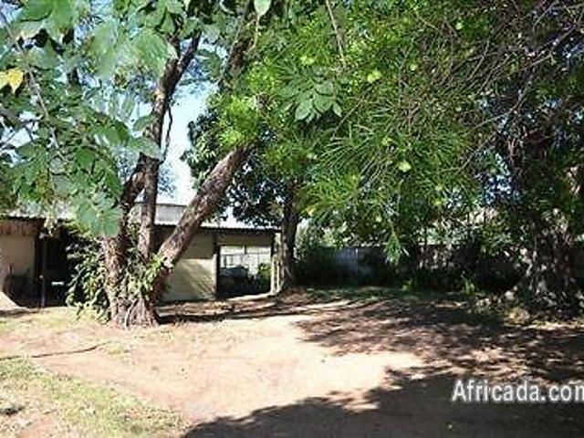 6 Bedroom Farms For Sale in Waterval East