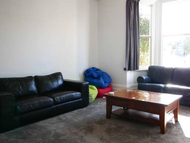 6 Bedroom Flat for 2027