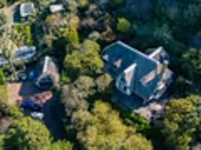 6 Bedroom House Constantia Constantia 103697473