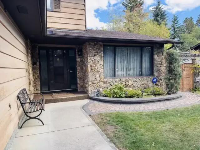 6 Bedroom House Calgary AB 105755710