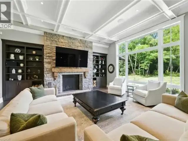 6 Bedroom House Burlington ON 102915177