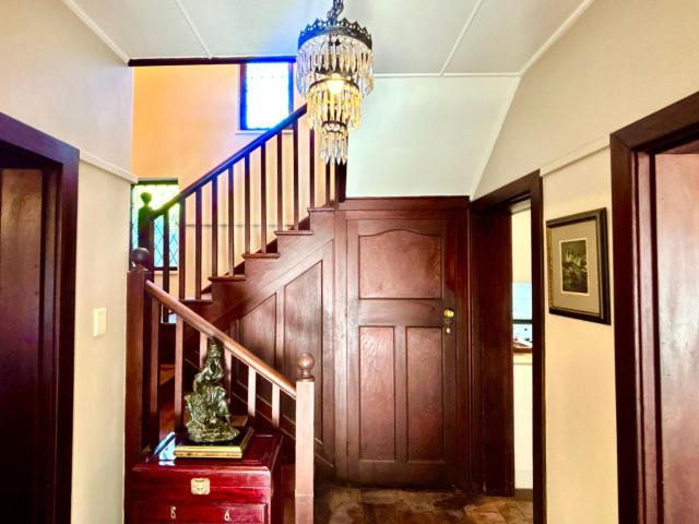 6 Bedroom House For Sale in Colbyn