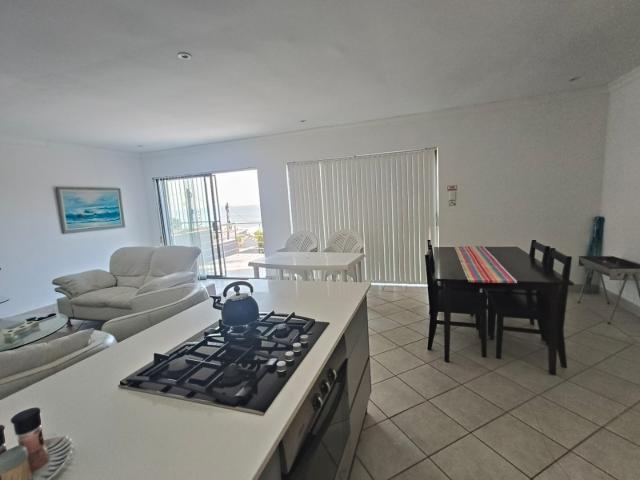 6 Bedroom House For Sale in Ballito Central