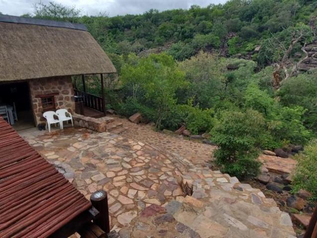 6 Bedroom House For Sale in Lephalale