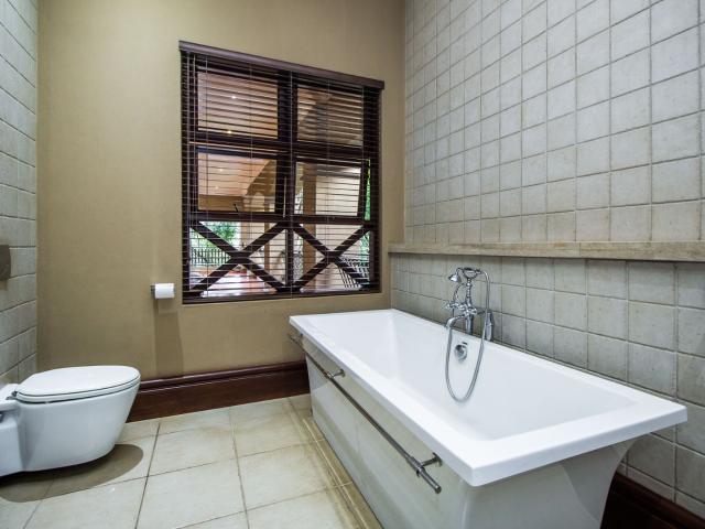 6 Bedroom House For Sale in Mooikloof Equestrian Estate