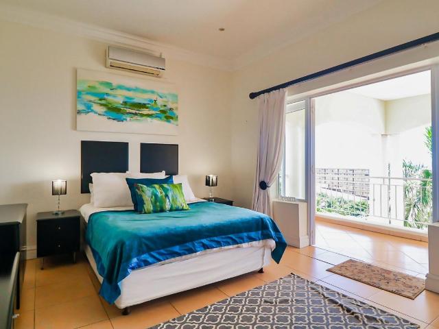 6 Bedroom House For Sale in Sheffield Beach