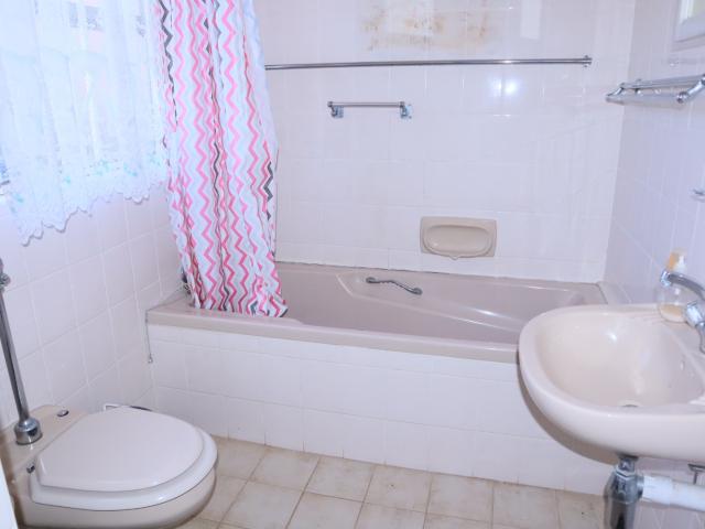 6 Bedroom House For Sale in Port Edward