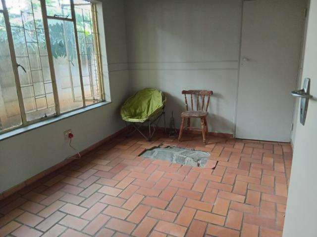6 Bedroom House For Sale in Wonderboom South
