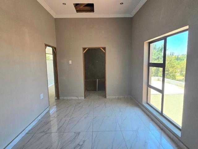 6 Bedroom house for sale in Xanadu, Hartbeespoort