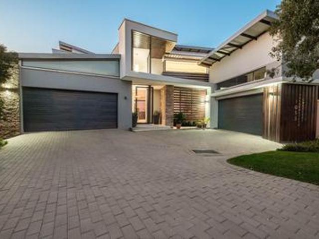 6 bedroom house forsale