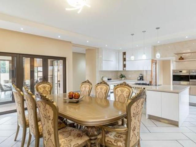 6 Bedroom House in Copperleaf Estate