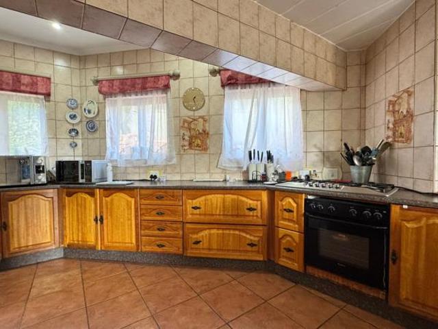 6 Bedroom House in Caribbean Beach Club