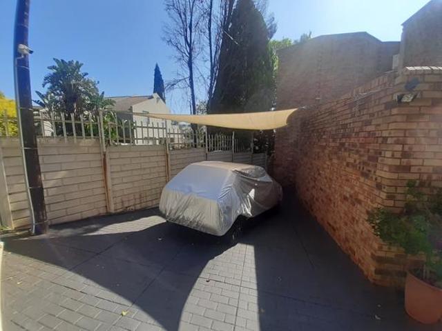 6 Bedroom House in Centurion Central