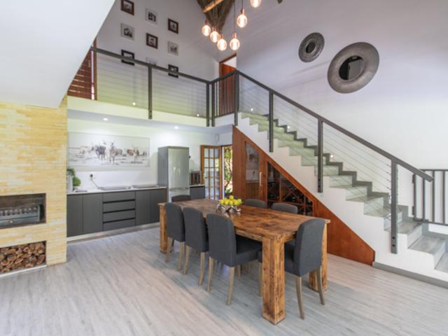6 Bedroom House in Club Nautique