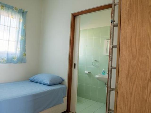 6 Bedroom House in Cravenby