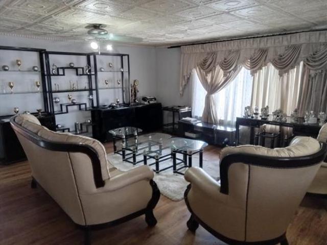 6 Bedroom House in Alberton
