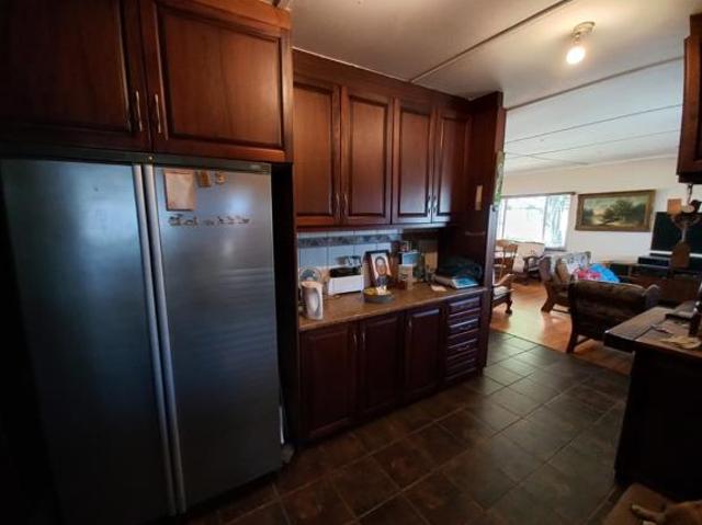6 Bedroom House in Bethlehem Central