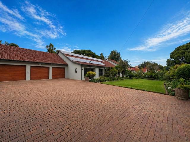 6 Bedroom House in Bedfordview