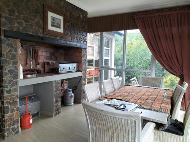 6 Bedroom House in Bela Warmbaths