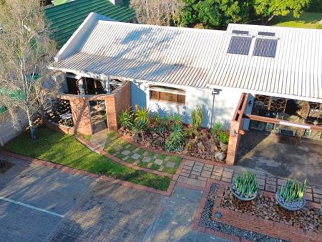 6 Bedroom House in Bela Warmbaths