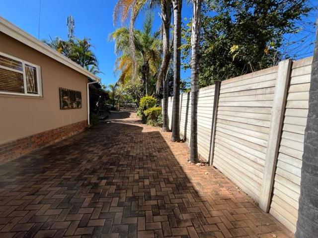 6 Bedroom House in Bela Warmbaths
