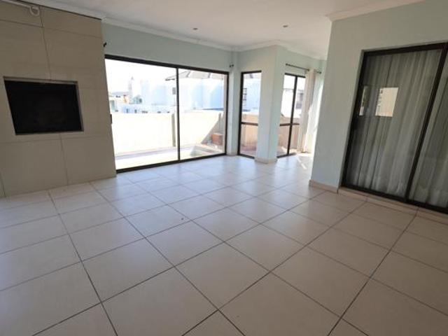 6 Bedroom House in Bendor