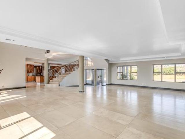 6 Bedroom House in Blue Saddle Ranches