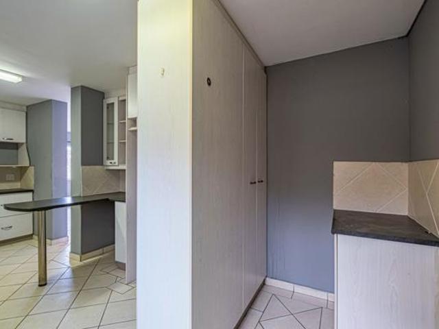 6 Bedroom House in Bluewater Bay