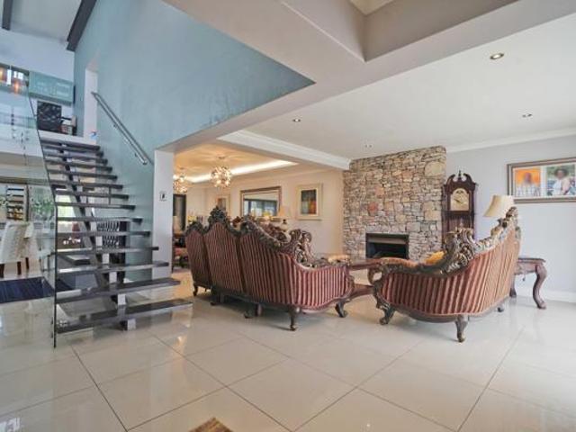 6 Bedroom House in Gonubie