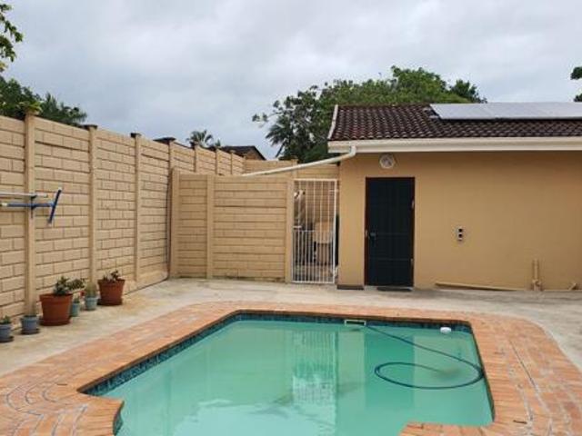 6 Bedroom House in Glenmore