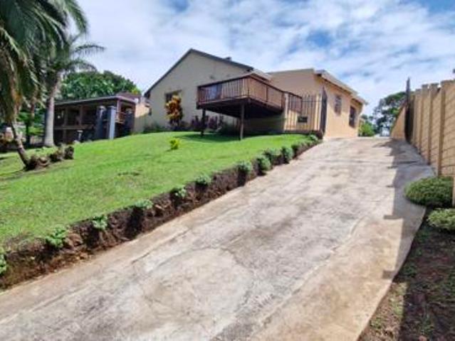 6 Bedroom House in Glenmore