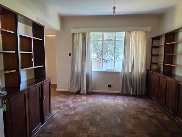 6 Bedroom House in Graaff Reinet