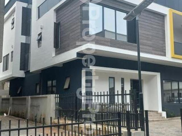 6 Bedroom House in Guzape Abuja | House for sale in guzape | House in guzape | 6 Bedroom | PropertyPro Nigeria