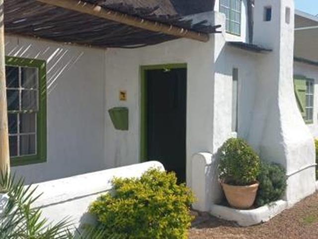 6 Bedroom House in Dobson