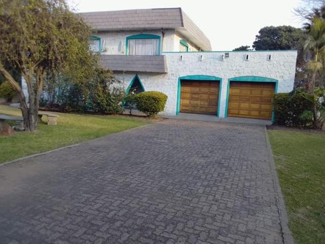 6 Bedroom House in Del Judor