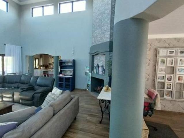 6 Bedroom House in Deneysville