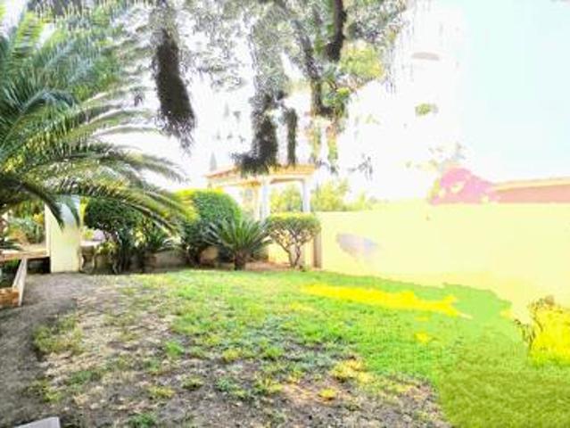 6 Bedroom House in Die Heuwel