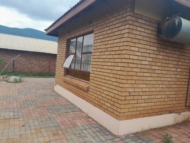 6 Bedroom House in Dzanani