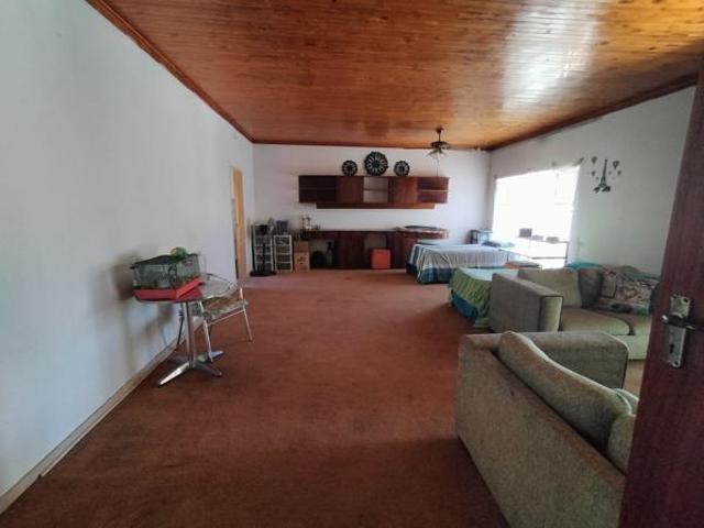 6 Bedroom House in Eduan Park
