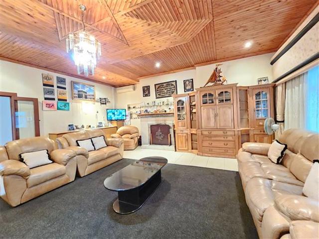 6 Bedroom House in Estcourt