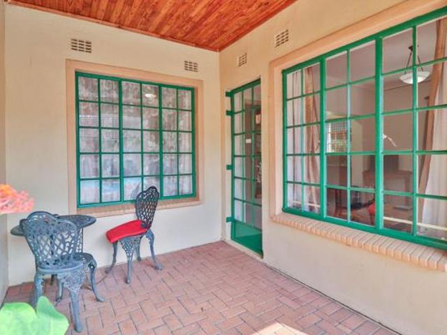 6 Bedroom House in Komatipoort