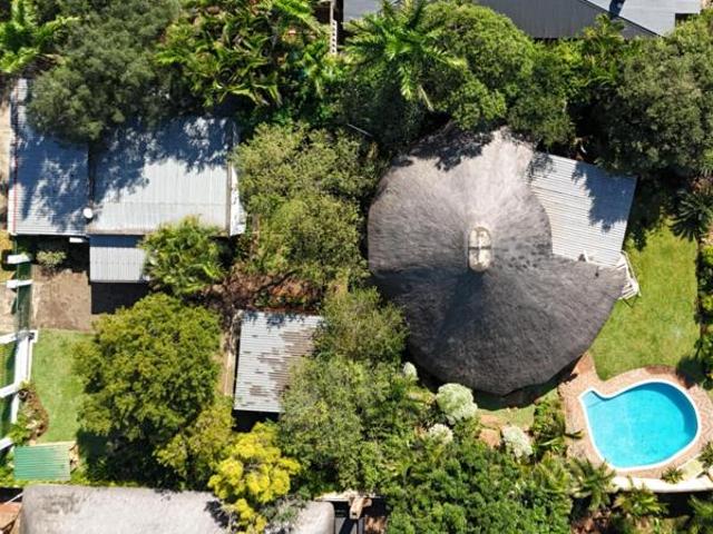 6 Bedroom House in Komatipoort
