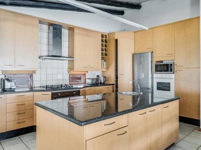 6 Bedroom House in Kaalplaats