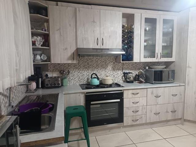6 Bedroom House in Kagiso