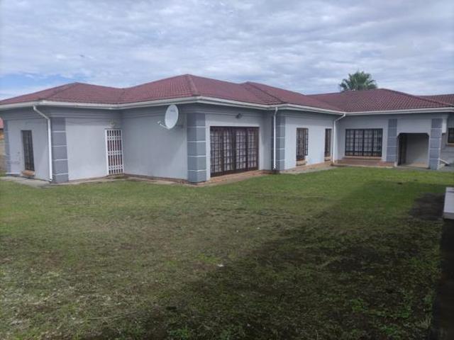 6 Bedroom House in King Williams Town Qonce Central
