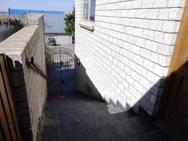6 Bedroom House in Kleinkoornhuis
