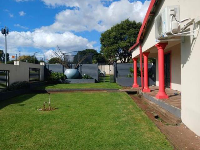 6 Bedroom House in Klipfontein